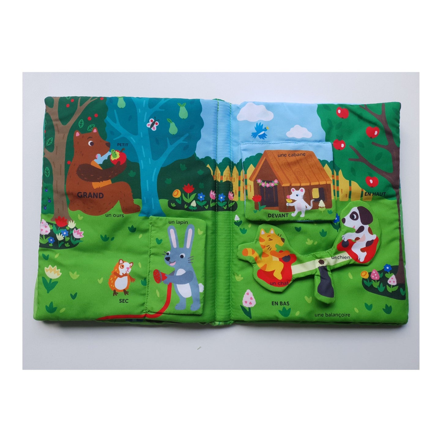 Mon premier livre animé en tissu - Mini bouchon